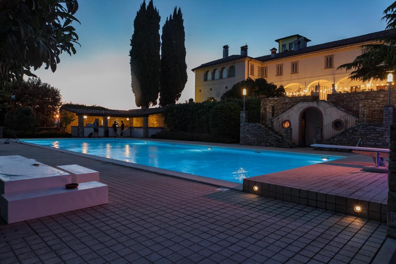 Castello Degli Angeli Guest house *