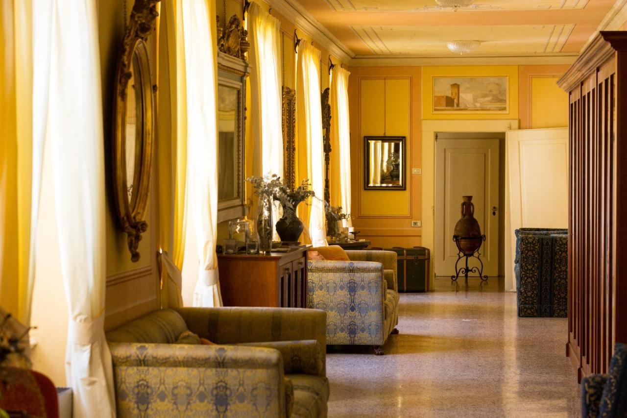 Maison d'hôtes Castello Degli Angeli *