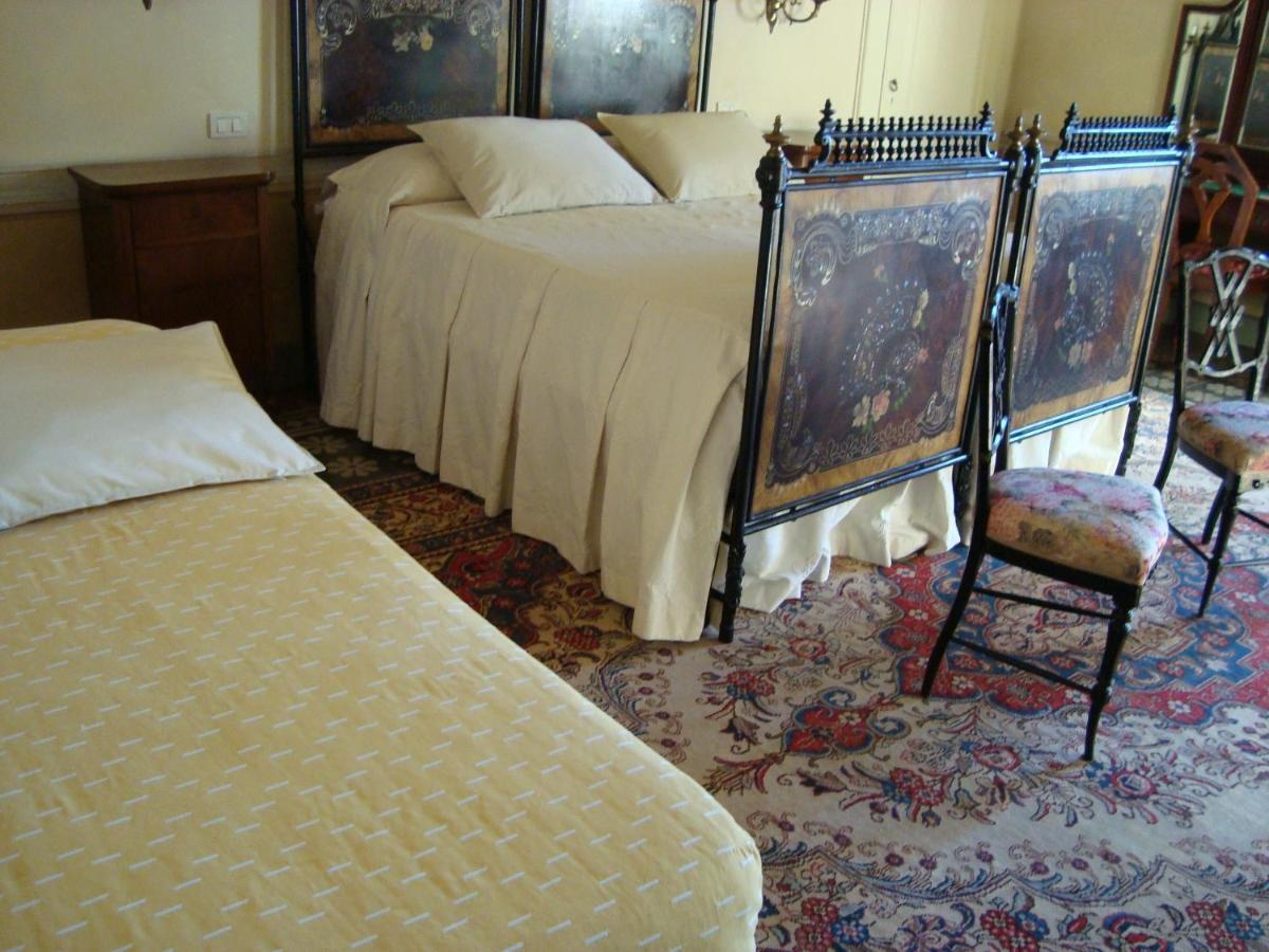 Castello Degli Angeli Guest house